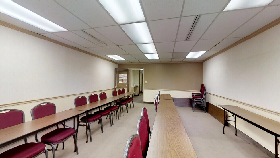 More Photos Of 20220 Center Ridge Rd, Rocky River Medical For Lease