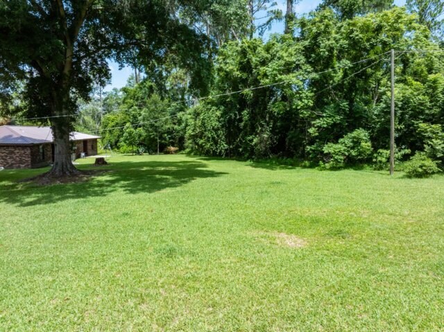 More Photos Of 325 SW Leisure Dr, Lake City Apartments For Sale