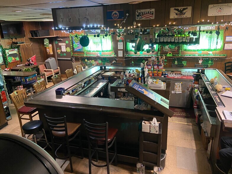 More Photos Of 367 Washington Rd, Sayreville Restaurant For Lease