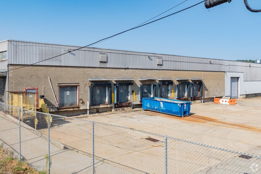 More Photos Of 31 35th St, Pittsburgh Warehouse For Lease