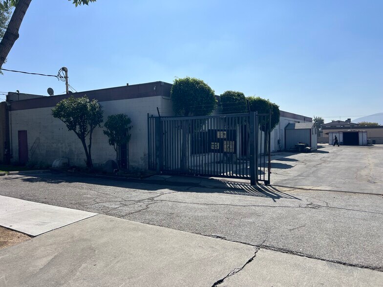 More Photos Of 15251 Boyle Ave, Fontana Warehouse For Sale