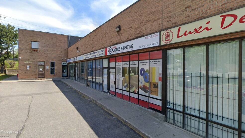 More Photos Of 2400 Midland Ave, Toronto Light Distribution For Lease