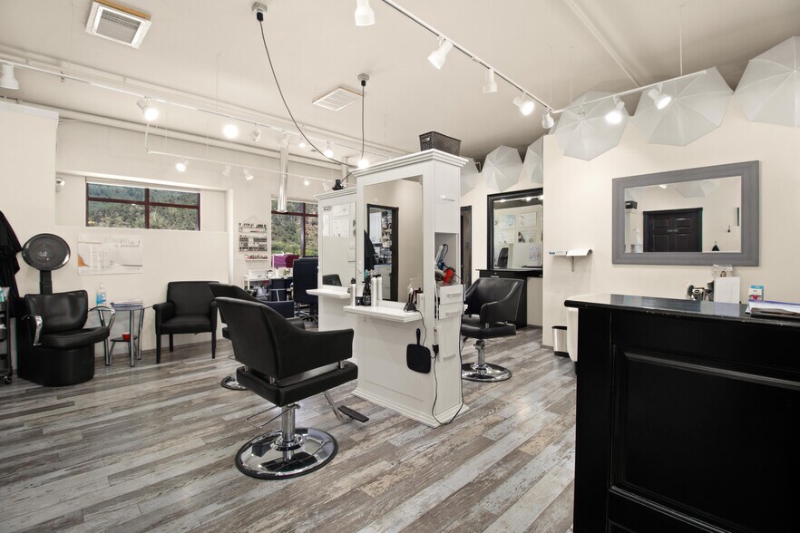 More Photos Of 2550 Highway 82, Glenwood Springs Showroom For Sale