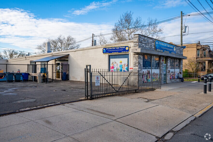 More Photos Of 109 Carlton Ave, Jersey City Storefront Retail Residential For Sale