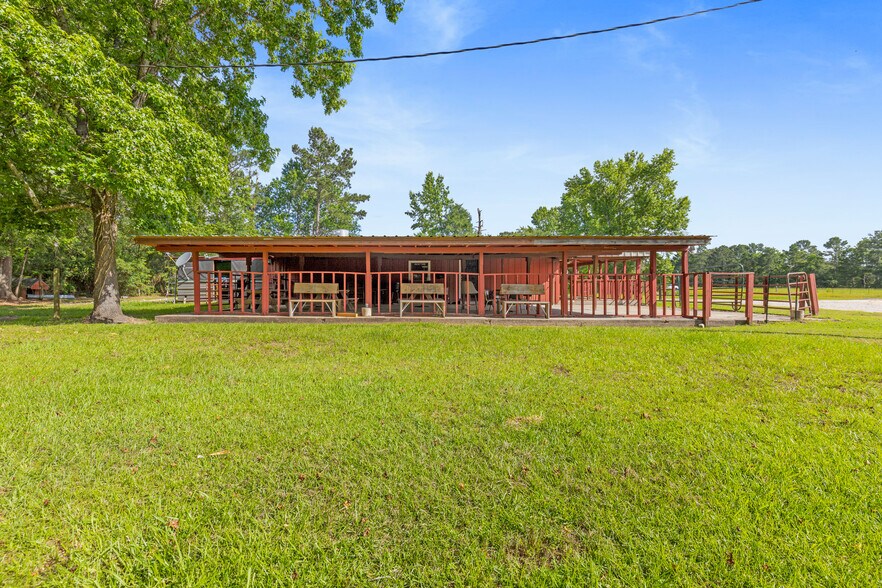 More Photos Of 11310 FM 1725 Rd, Cleveland Restaurant For Sale