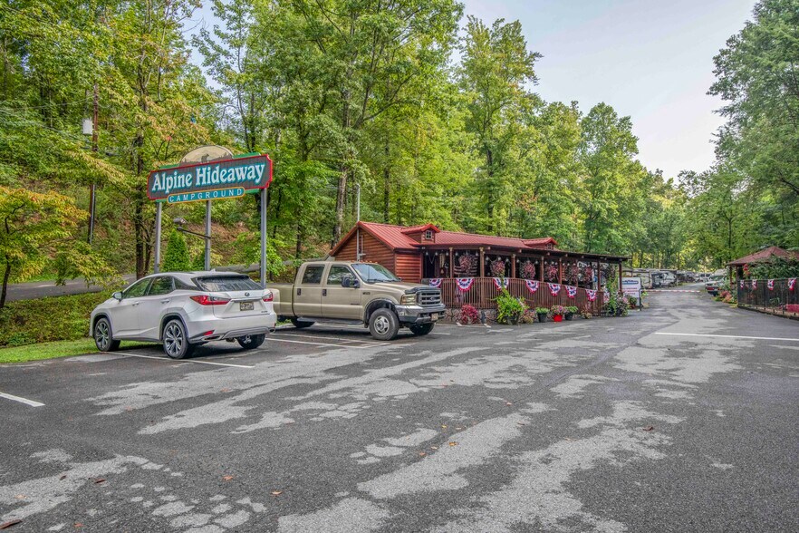 More Photos Of 251 Spring Valley Rd, Pigeon Forge Trailer Camper Park For Sale