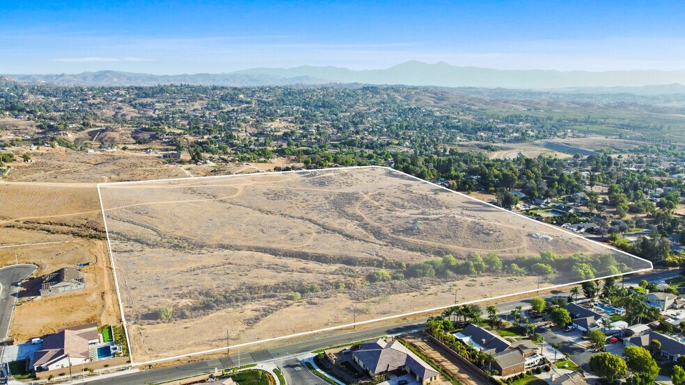 More Photos Of 0 Bradley St, Riverside Land For Sale