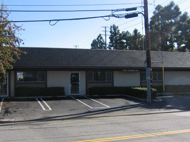 More Photos Of 1601 E Warner Ave, Santa Ana Industrial For Lease