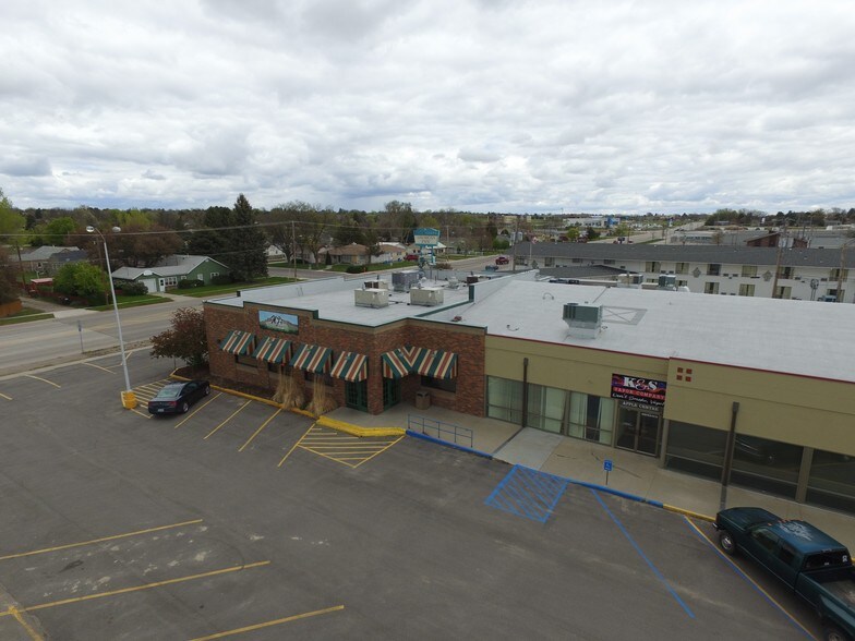 More Photos Of 2621 5th Ave, Scottsbluff Storefront Retail Office For Sale