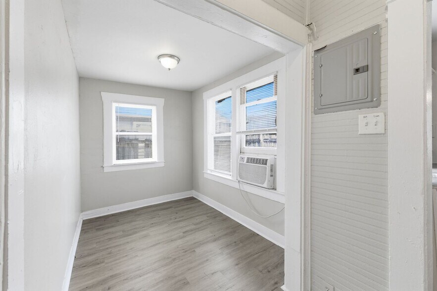 More Photos Of 214 E Huff Ave, San Antonio Apartments For Sale