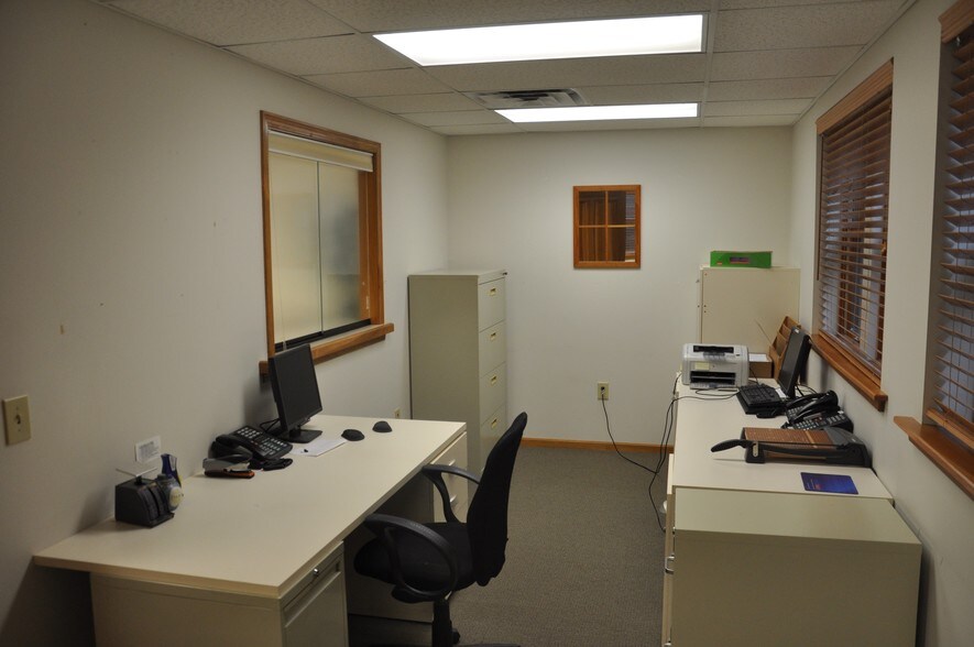 More Photos Of 1151 Bethel Rd, Columbus Medical For Sale