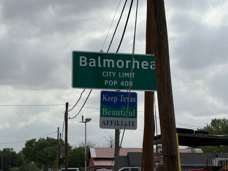 More Photos Of 8610 HWY 17, Balmorhea Specialty For Sale