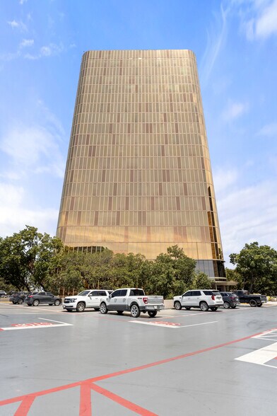 More Photos Of 8350 N Central Expy, Dallas Office For Sale