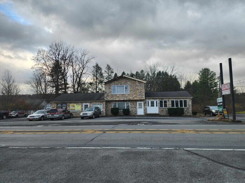 More Photos Of 1980 US-209, Brodheadsville Office Residential For Lease