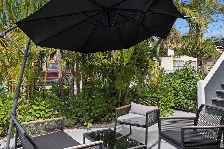 More Photos Of 402 Ocean Breeze, Lake Worth Beach Apartments For Sale