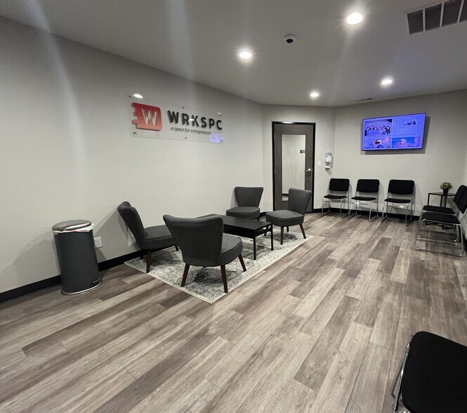 More Photos Of 615 W Harwood Rd, Hurst Medical For Sale