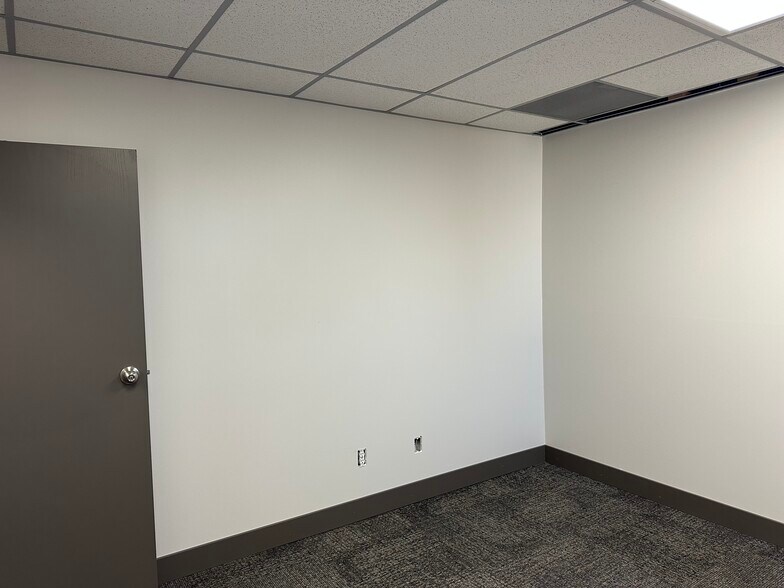 More Photos Of 1909-1949 S 4250 W, Salt Lake City Distribution For Lease