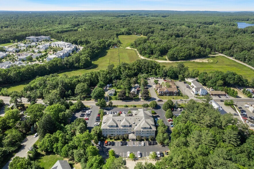 More Photos Of 95 Tremont St, Duxbury Medical For Sale