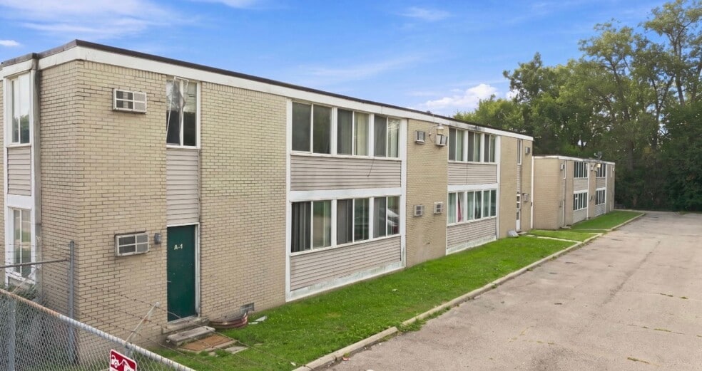 More Photos Of 19143 Berg Rd, Detroit Apartments For Sale
