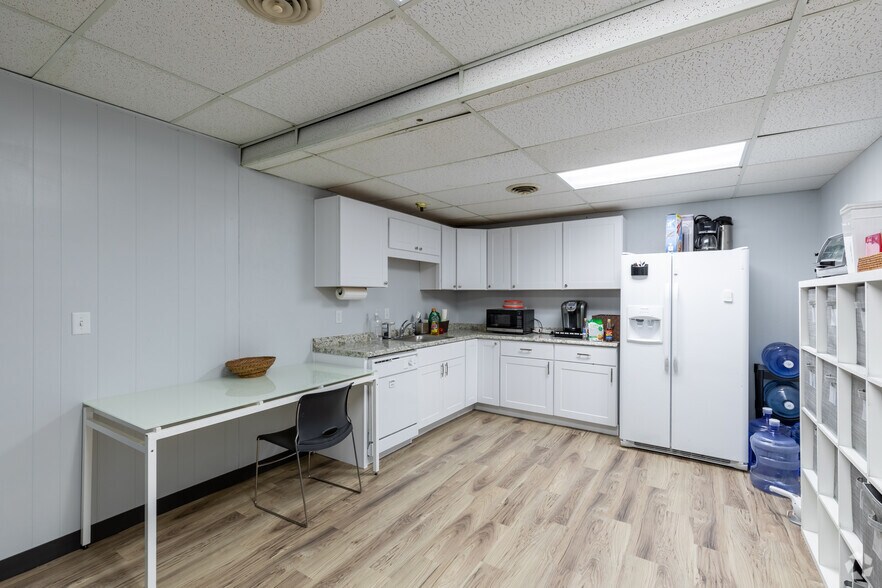 More Photos Of 3489 W 72nd Ave, Westminster Medical For Lease