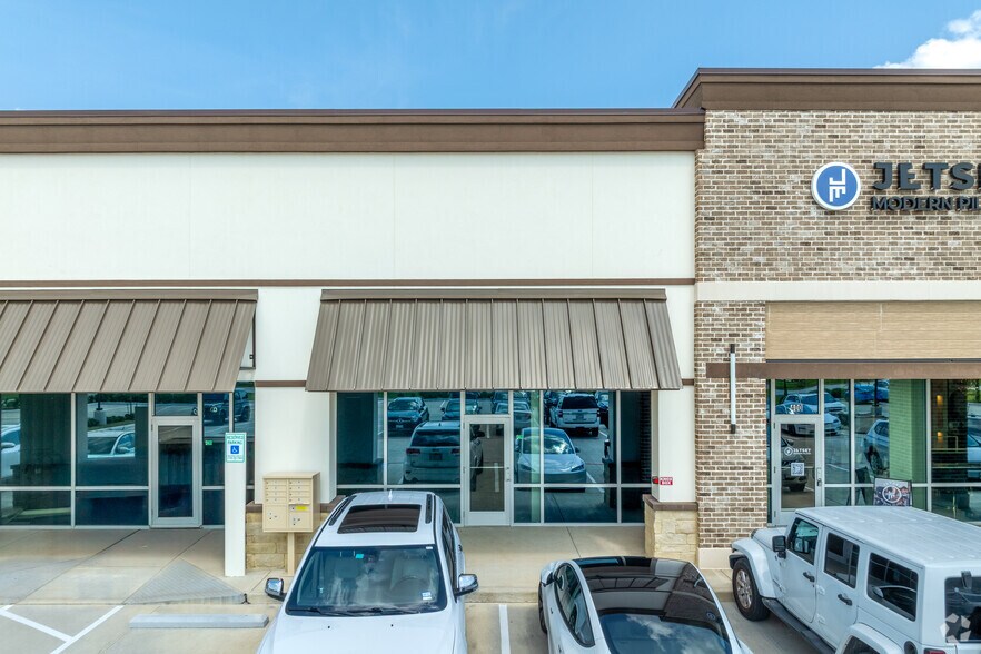 More Photos Of NEQ of League City Pkwy & Egret Bay Blvd, League City Office For Sale