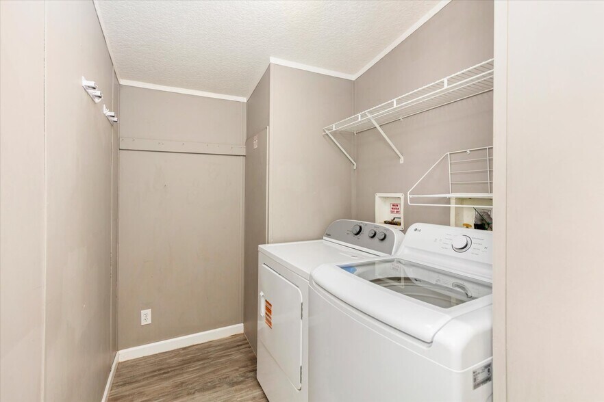 More Photos Of 7522 County Road 151, Salida Industrial For Sale