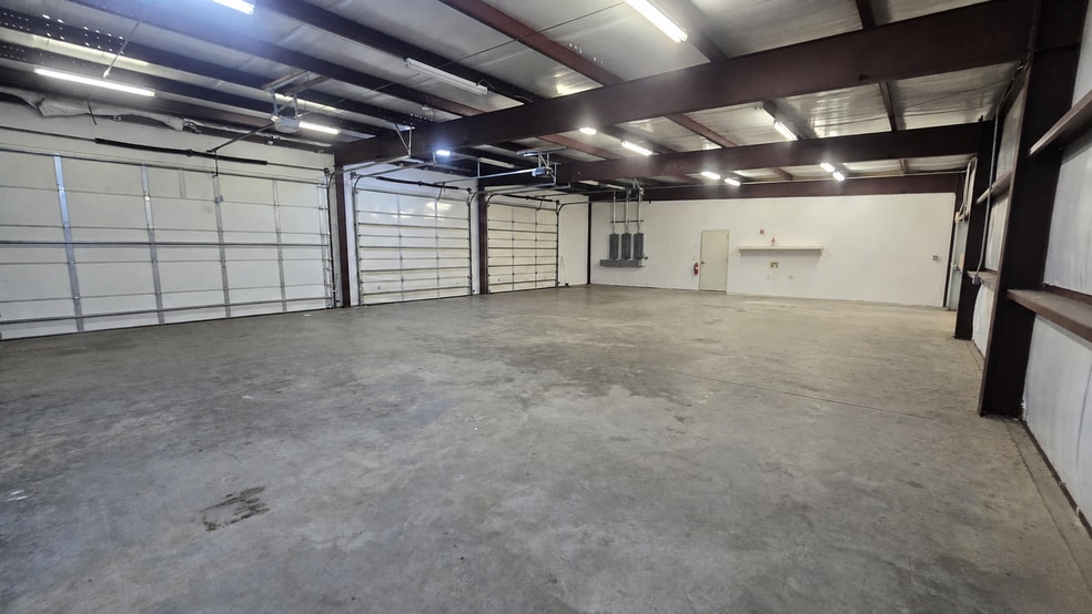 More Photos Of 3180 Central Mall Dr, Port Arthur Medical For Sale
