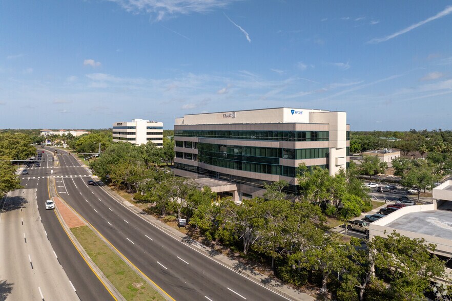More Photos Of 12751 New Brittany Blvd, Fort Myers Office For Sale