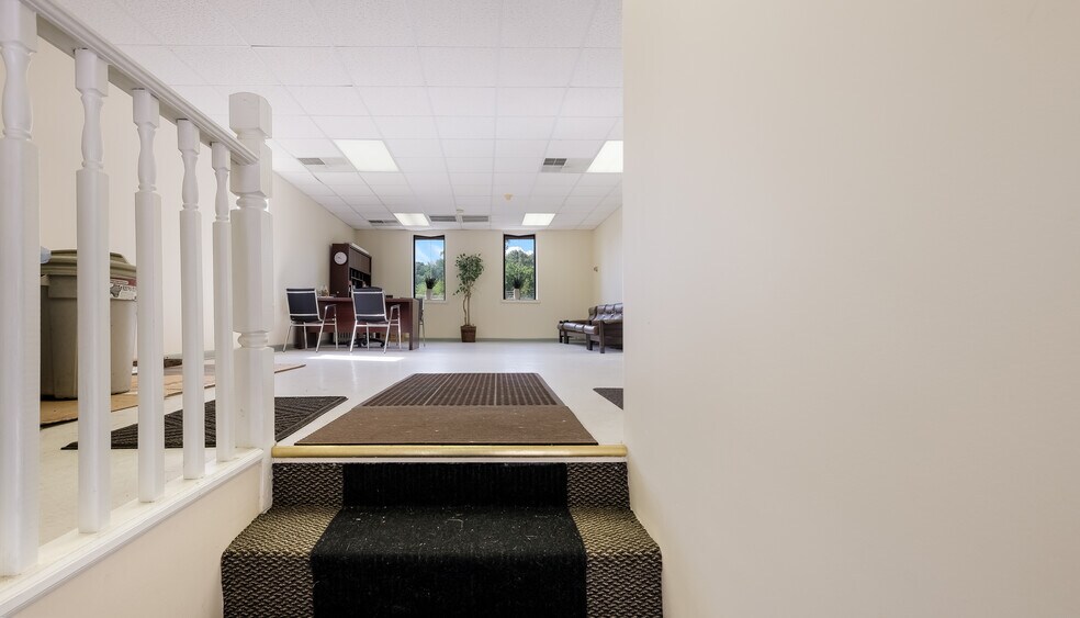 More Photos Of 835 Glenside Ave, Wyncote Unknown For Sale