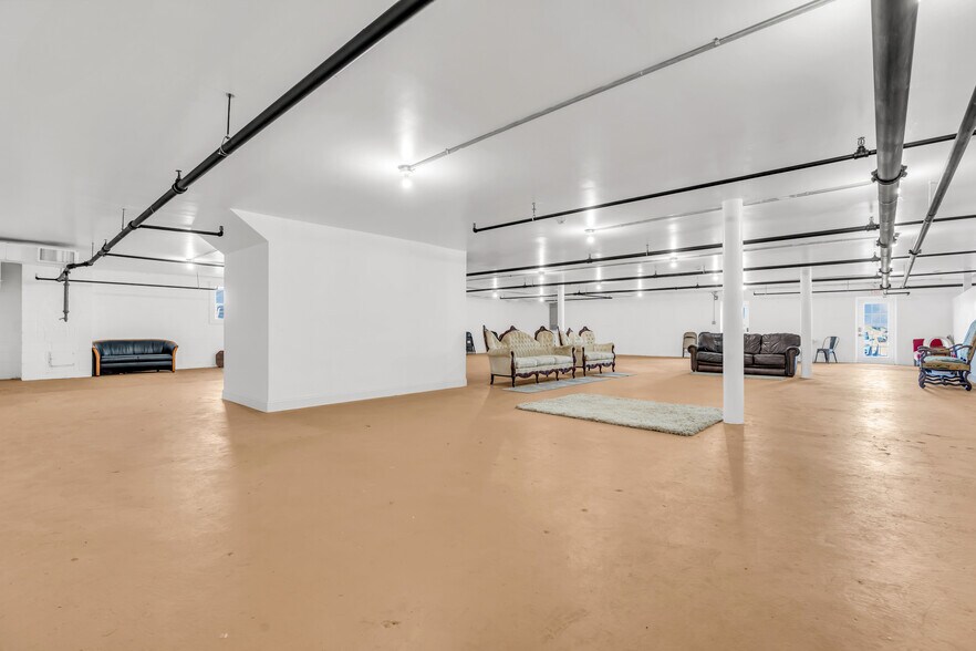 More Photos Of 1 American Legion Dr, Keyport General Retail For Lease