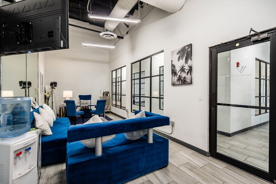 More Photos Of 522 W San Francisco Ave, El Paso Coworking Space