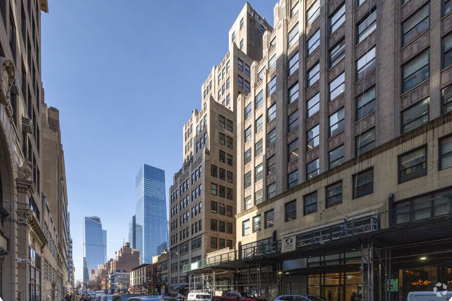 More Photos Of 259 W 30th St, New York Office For Sale