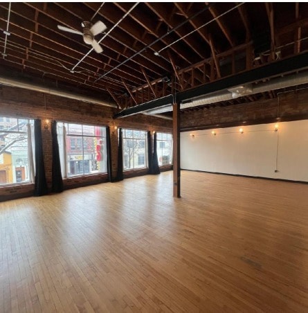 More Photos Of 106-110 S Main St, Royal Oak Office For Lease