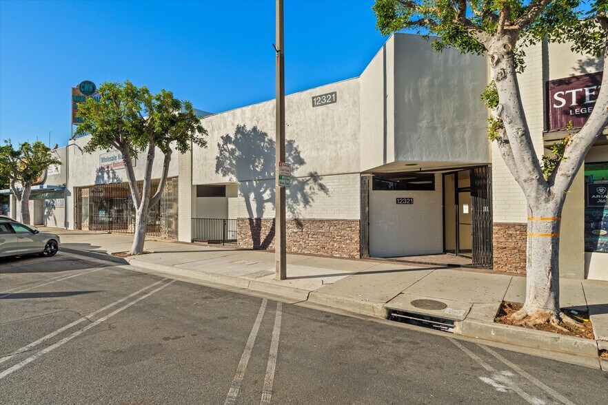 More Photos Of 12321 Hawthorne Blvd, Hawthorne Medical For Sale