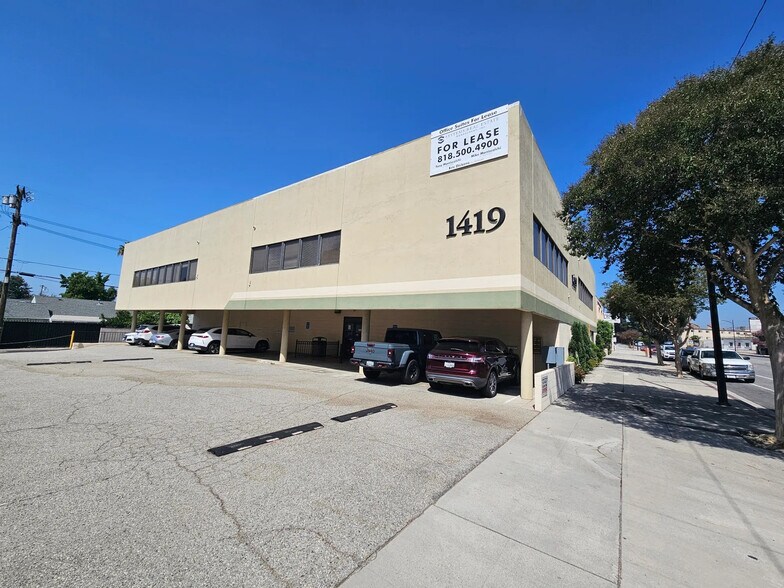 More Photos Of 1419 N San Fernando Blvd, Burbank Office For Lease