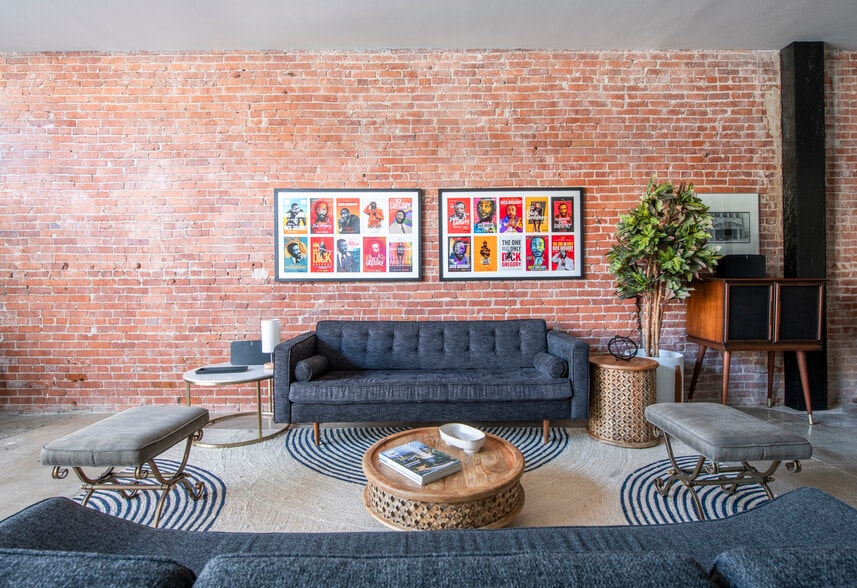 More Photos Of 179-181 Culver Blvd, Playa Del Rey Office Residential For Sale