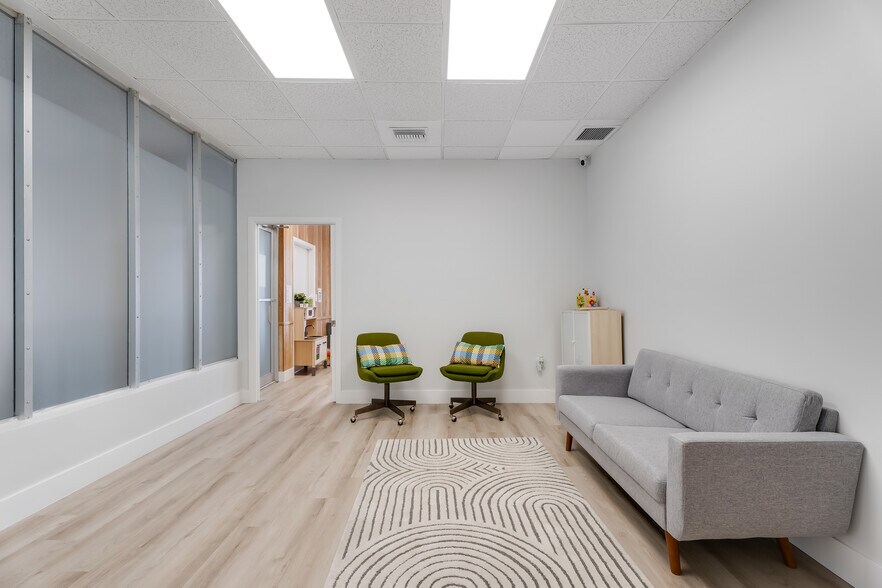 More Photos Of 117 Majorca Ave, Coral Gables Office For Sale