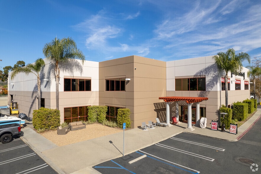 More Photos Of 32701-32707 Calle Perfecto, San Juan Capistrano Warehouse For Lease