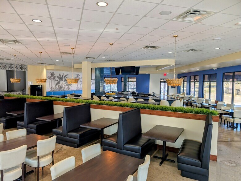 More Photos Of 5204 Colleyville Blvd, Colleyville Restaurant For Lease