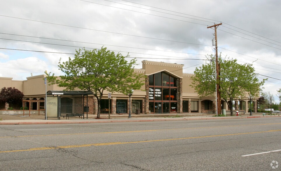 More Photos Of 2465 N Main St, Sunset Unknown For Lease