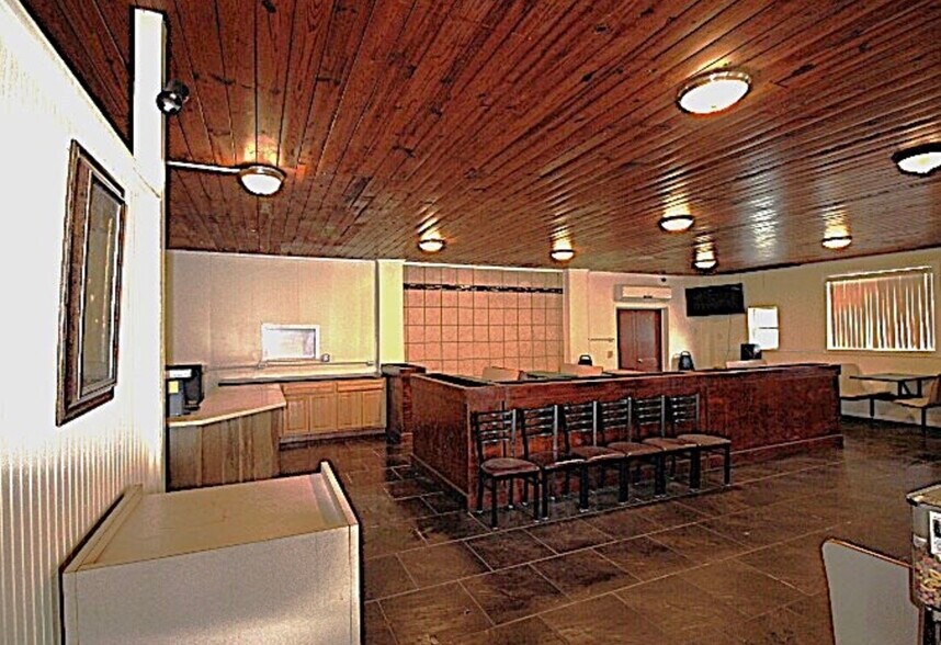 More Photos Of 10155 Main St N, Nahunta General Retail For Sale