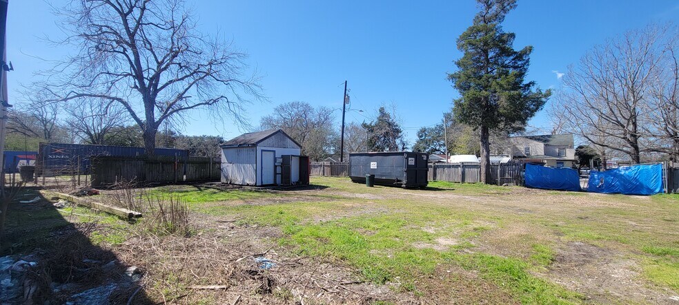 More Photos Of 11900 Alief Clodine Rd, Houston Auto Repair For Sale