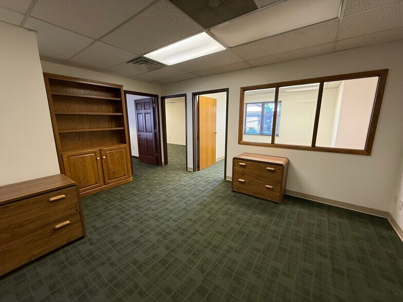 More Photos Of 5092 Lovers Ln, Portage Office For Sale