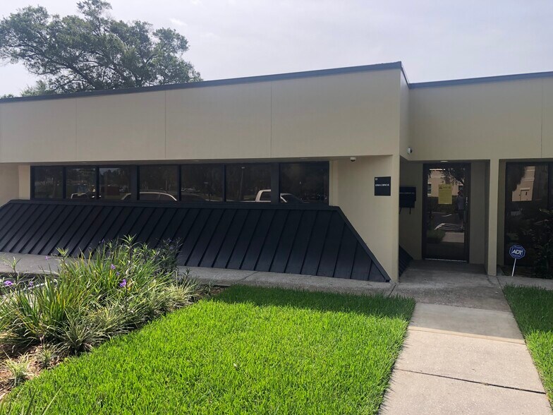 More Photos Of 120 State St E, Oldsmar Medical For Lease