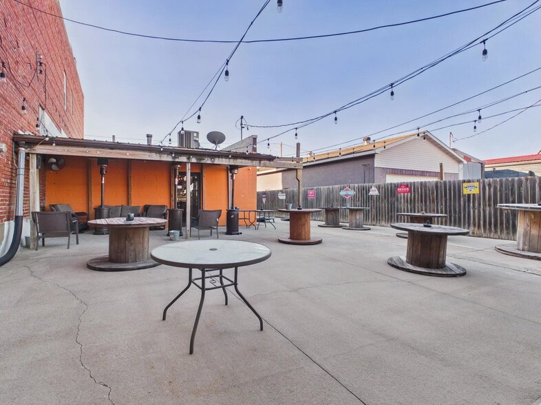 More Photos Of 501 & 503 Iowa Ave, Essex Storefront Retail Residential For Sale