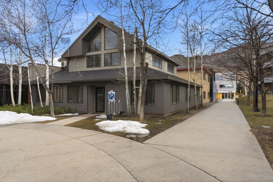 More Photos Of 1762 Prospector Ave, Park City Office For Lease