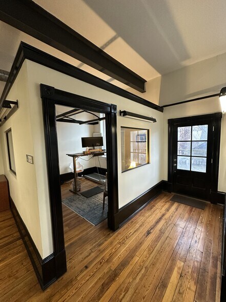 More Photos Of 802 E Main St, Louisville Loft Creative Space For Lease