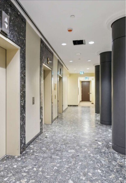 More Photos Of 1 Eglinton Ave E, Toronto Office For Lease