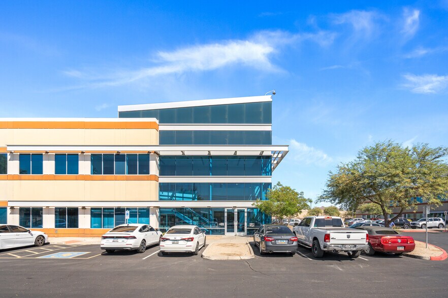 More Photos Of 2225 W Whispering Wind Dr, Phoenix Office For Lease