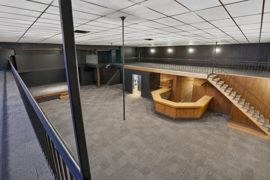 More Photos Of 88 Oak St, Methuen Restaurant For Sale